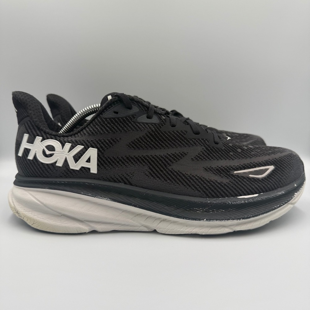 Hoka One One Clifton 9 Men's Size 12 2E Wide Black White Running Shoes Sneakers